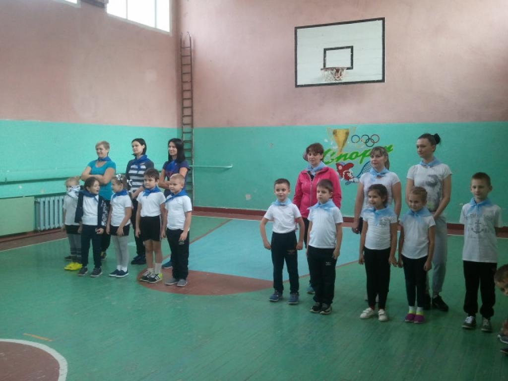 Спортивная семейная программа "Наши мамы лучшие в спорте"